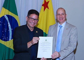 Gladson reconduz Danilo Lovisaro ao cargo de Procurador-Geral de Justiça do MPAC para o Biênio 2024-2026