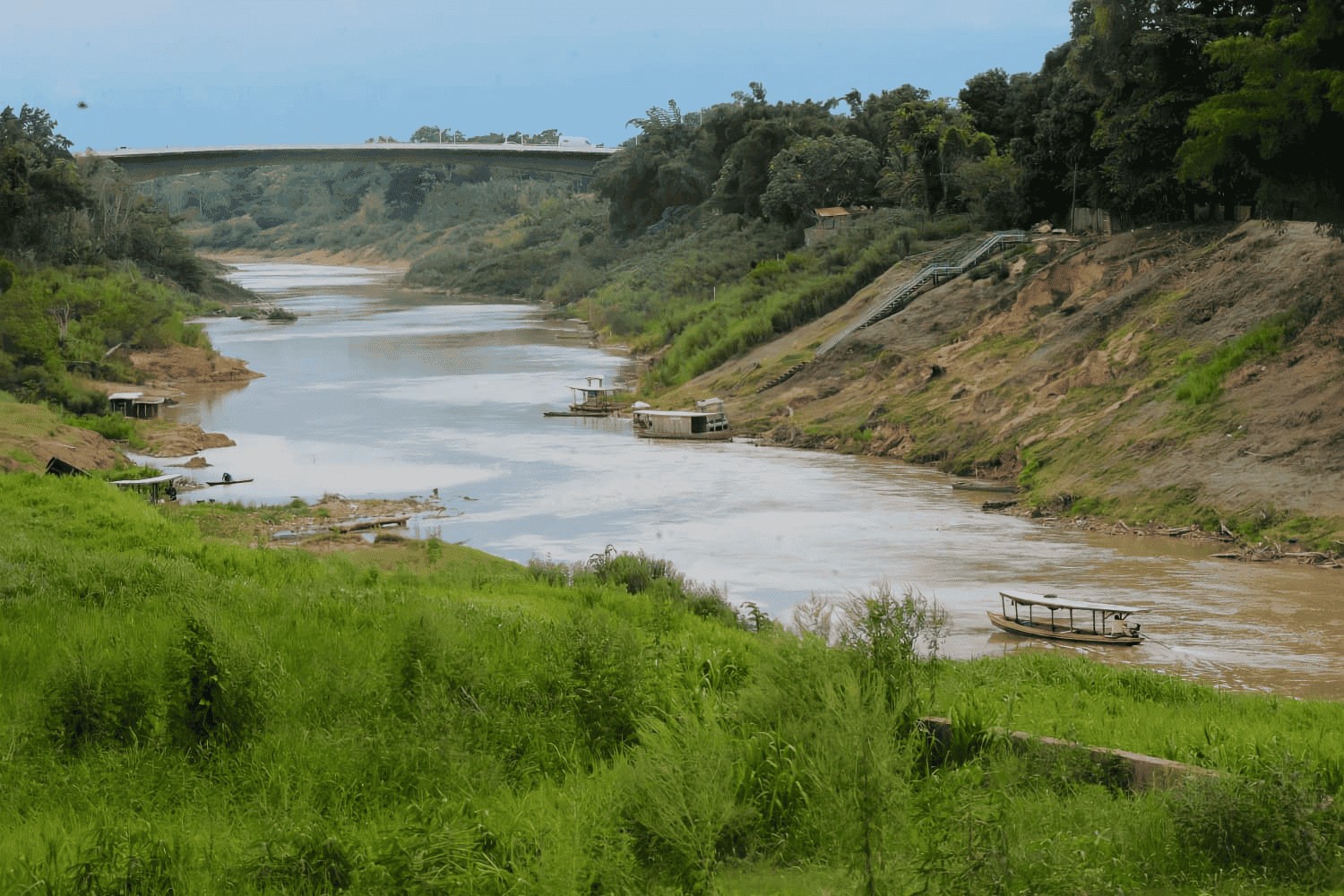 Com chuvas abaixo do esperado, nível do Rio Acre está 1,5 metro abaixo do registrado no mesmo período de 2022