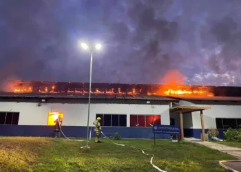 Incêndio destrói parte do prédio do Centro Integrado de Ensino e Pesquisa em Segurança