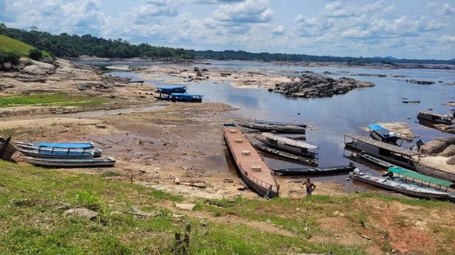 Seca em São Gabriel da Cachoeira dificultou entrada de barcos na cidade