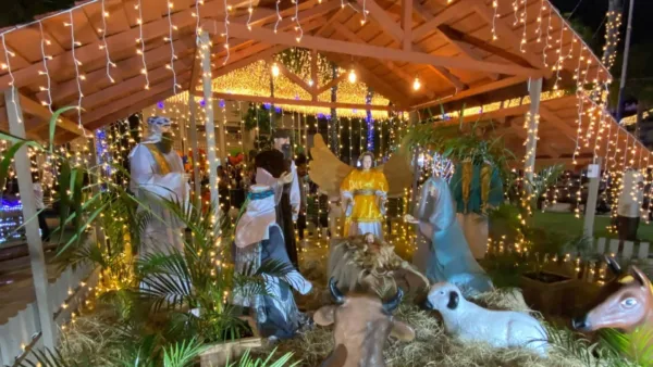 Prefeitura de Rio Branco acende as luzes do presépio