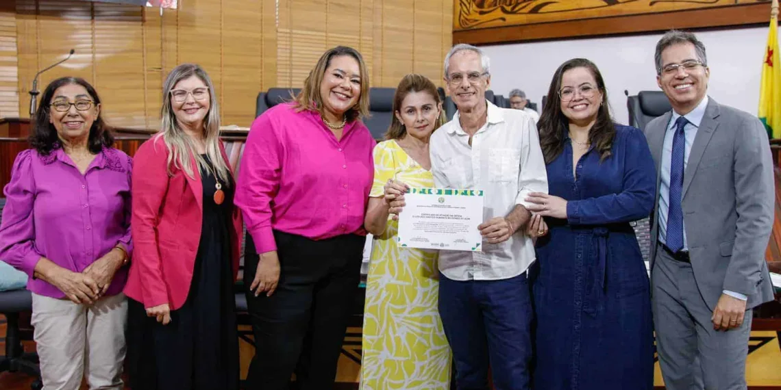 Educandário Santa Margarida recebe homenagem da Aleac pelo Dia Internacional dos Direitos Humanos