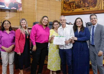 Educandário Santa Margarida recebe homenagem da Aleac pelo Dia Internacional dos Direitos Humanos