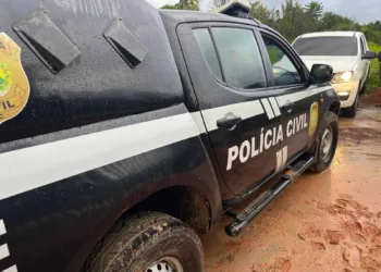 Casal do tráfico é preso em flagrante pela Polícia Civil em Cruzeiro do Sul