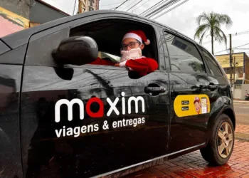 Passageiros da Maxim em Rio Branco estão “andando de trenó” com o Papai Noel ao solicitarem uma viagem