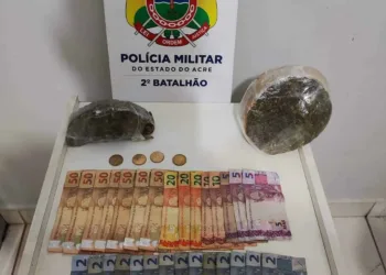 Dupla é presa com droga e dinheiro no bairro Taquari