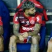 Gabigol no banco contra o Palmeiras — Foto: Flamengo