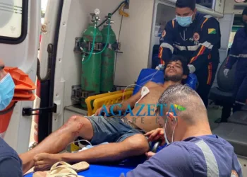 Após discussão, homem tenta matar o outro com golpe de faca no Centro de Rio Branco