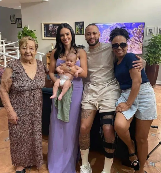 Voltaram? Neymar e Bruna Biancardi aparecem juntos em foto após separação