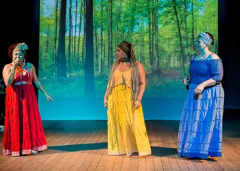 Show 'O Samba Canta África: Xirê' é apresentado nesta sexta na Usina de Artes