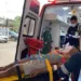 Homem leva três tiros de arma de fogo e se finge de morto para sobreviver
