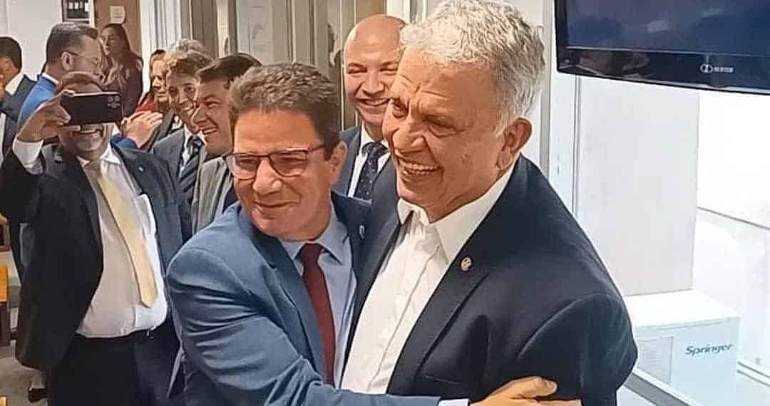 Gladson confirma aliança com Petecão e dialoga com Bittar para reestruturar base política em 2024