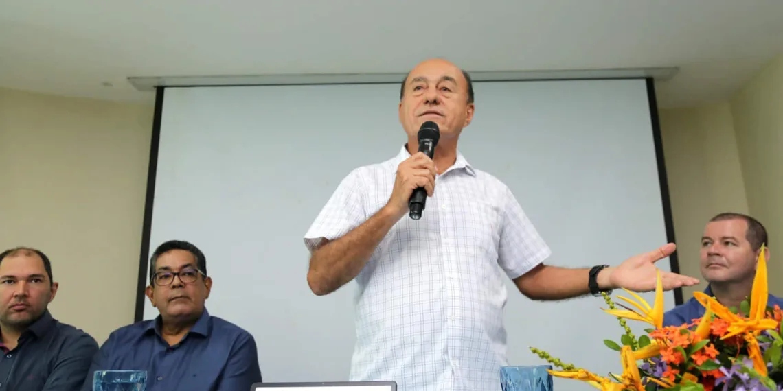 Bocalom sanciona abono aos servidores, piso da enfermagem e autorização para empréstimo de R$ 140 milhões