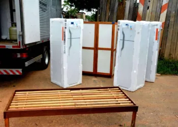 Moradores que venderem itens do Programa Recomeço serão denunciados no MP