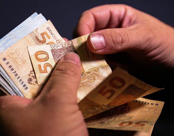 Justiça suspende aumento dos salários dos secretários municipais de Rio Branco para R$ 28,5 mil
