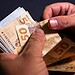INSS antecipa benefícios de cartões de final 5 e 0 nesta sexta