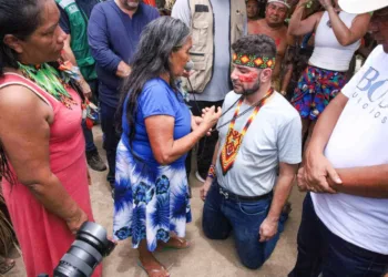 Na ocasião, o governador foi batizado com o nome Naytãnã, na língua tradicional. Foto: Marcos Vicentti/Secom