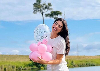 O dia de ontem, 14, foi da influenciadora Maxine Silva, que ganhou uma celebração na chácara da amiga também influenciadora Jéssica Ingrede