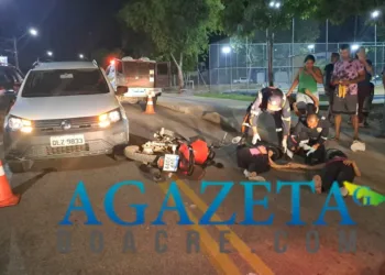 Duas mulheres ficam feridas após acidente envolvendo carro e moto no bairro do Bosque