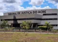 Idosa que caiu ao desembarcar de ônibus será indenizada em R$ 3 mil em Rio Branco