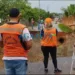 Chuva abre cratera em rua de Rio Branco e Defesa Civil tenta minimizar danos; veja vídeo