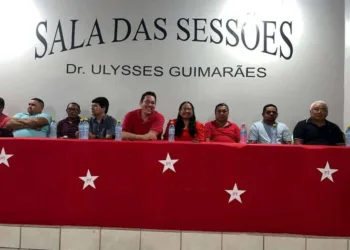 PT lança pré-candidatura da professora Nagela Figueiredo à Prefeitura do Jordão