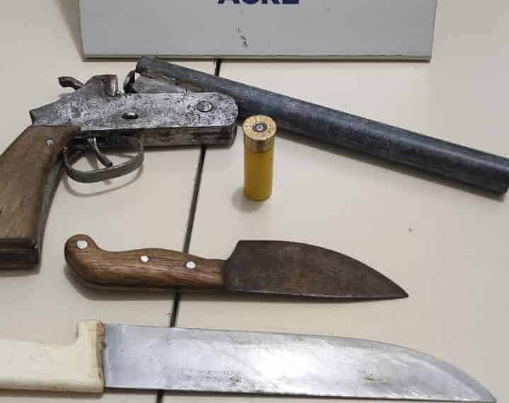 Polícia apreende armas, menores infratores e dois homens em ação na Cidade do Povo