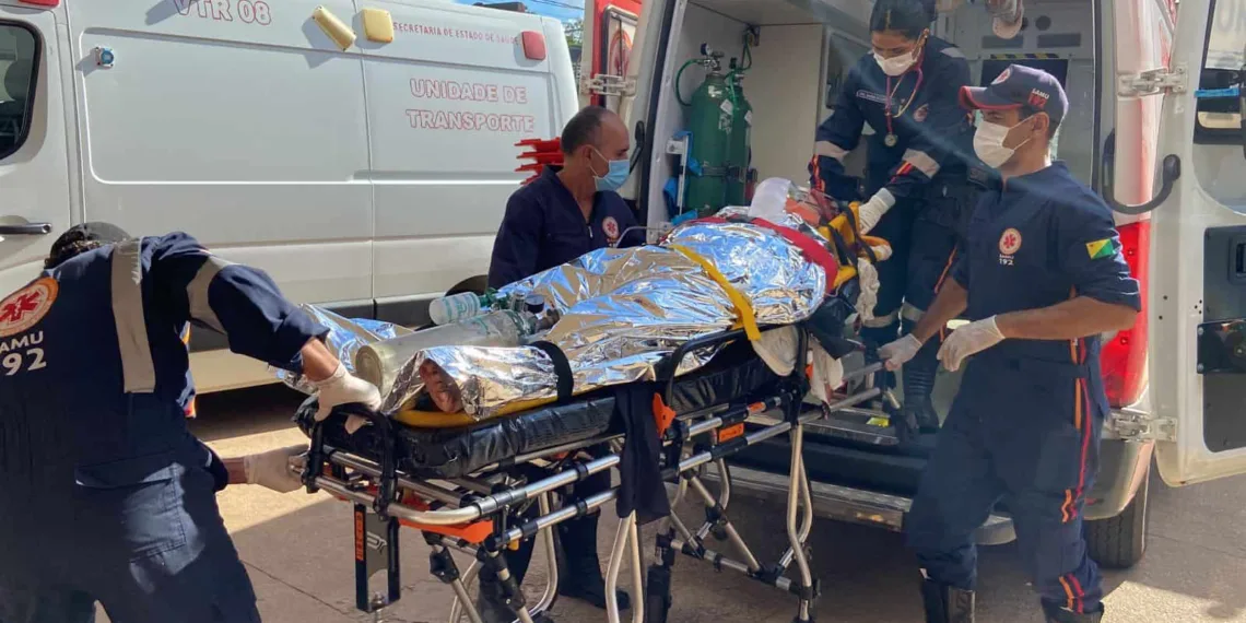 Motorista do carro no qual estava bebê que foi arremessado em acidente era estudante de Medicina