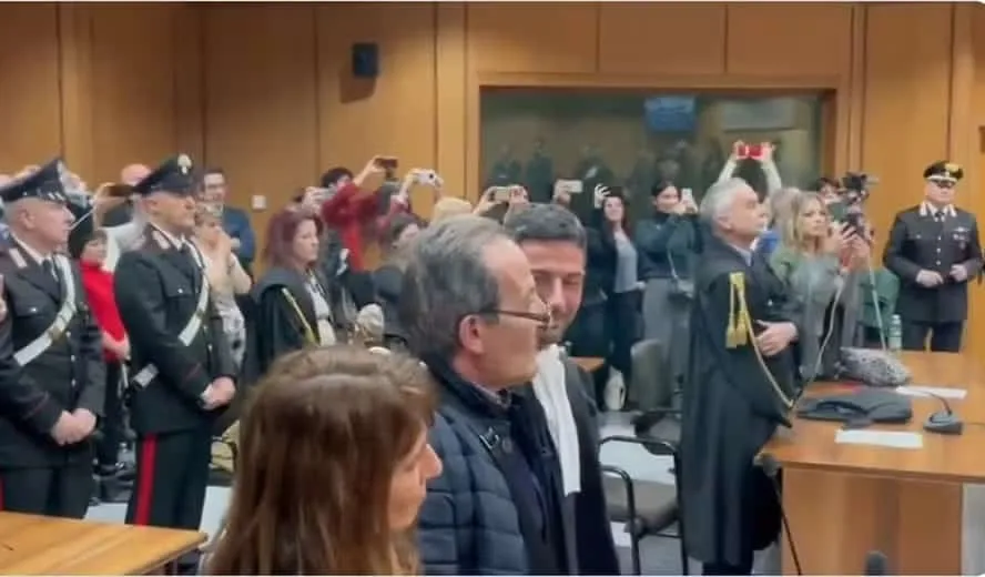 Italiano é absolvido após passar 33 anos preso por triplo homicídio que não cometeu — Foto: Reprodução vídeo