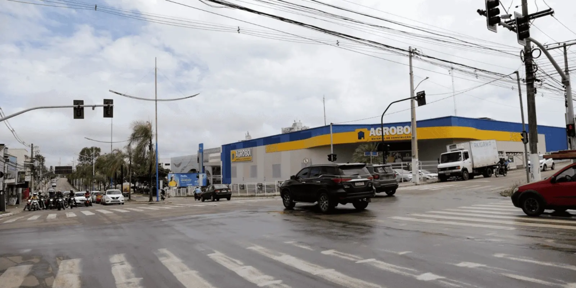 Prefeitura de Rio Branco concluiu fase de testes em semáforos superinteligentes na avenida Ceará