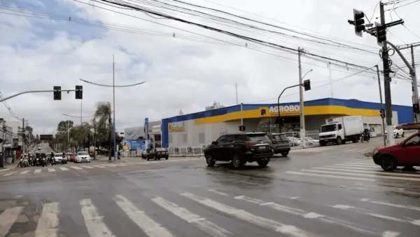Prefeitura de Rio Branco concluiu fase de testes em semáforos superinteligentes na avenida Ceará