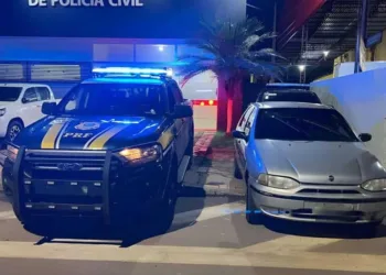 PRF recupera veículo roubado em 2022 no interior do Acre