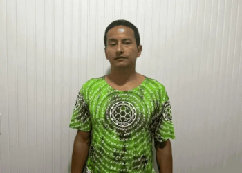 O acreano foi obrigado a cortar o cabelo na prisão (Foto: Emily Lara)