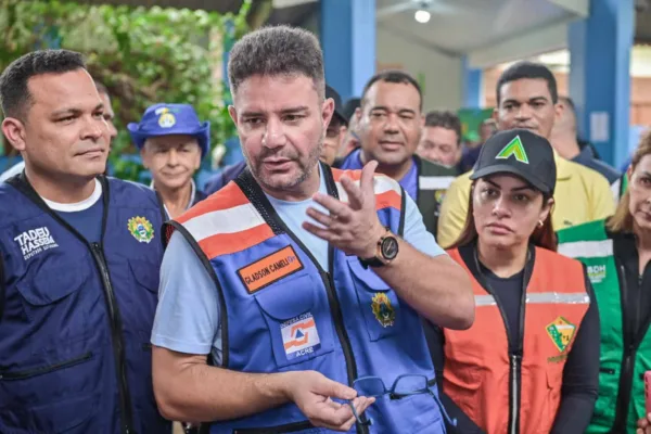 Gladson busca apoio federal para enfrentar enchentes; ministros deverão vir ao Acre