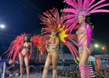 Brenda Straiss e Bianca Lins vencem o concurso da realeza Trans e Gay do Carnaval de Rio Branco