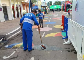 Equipes recolheram cerca de 20 toneladas de lixo nas duas primeiras noites de Carnaval em Rio Branco