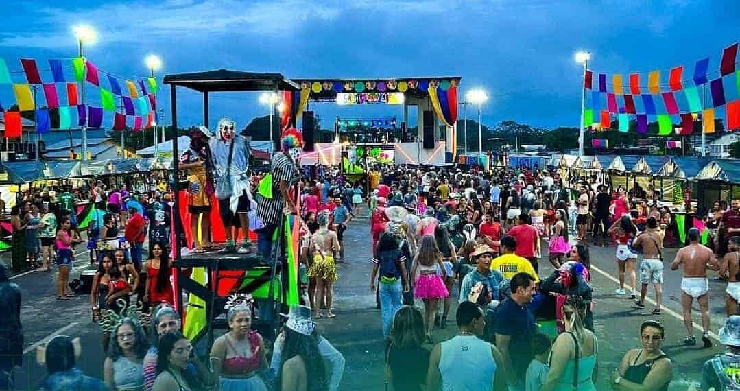 No Acre, prefeitura acusa policiais de tumultuarem Carnaval e causarem pânico em foliões