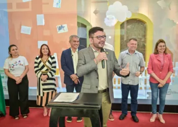 Governo e Via Verde Shopping inauguram espaço de acolhimento para crianças autistas no Acre