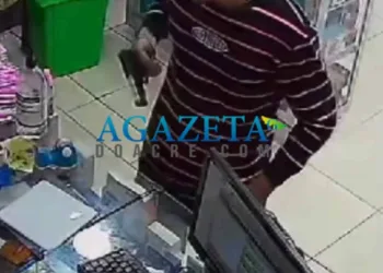 Vídeo mostra assalto à mão armada em loja, no interior do Acre