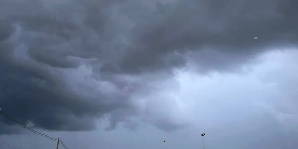 Acre segue sob alerta de chuvas intensas nesta quarta-feira, 21