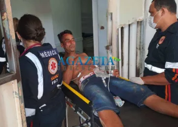 Transtornado, homem ameaça equipe de socorristas do Samu durante atendimento