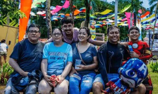 Turistas bolivianos saem de La Paz para curtir o Carnaval em Rio Branco