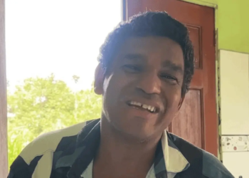 Com mulher acamada e cunhado paralítico, vendedor de picolés é despejado de casa em Rio Branco; veja como ajudar