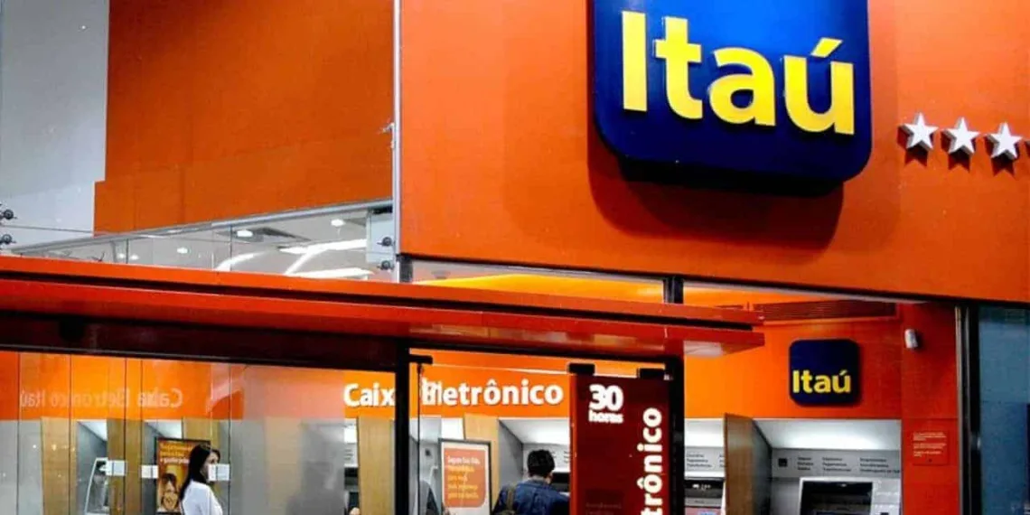Itaú abre mais de 20 mil vagas para programa de capacitação gratuita para mulheres