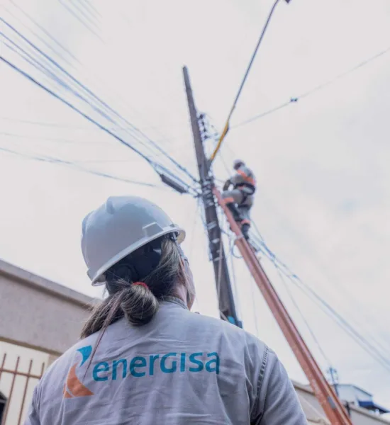 Energisa restabelece o fornecimento de energia a mais de 98% dos clientes afetados pelas enchentes no Acre 