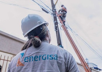 Energisa restabelece o fornecimento de energia a mais de 98% dos clientes afetados pelas enchentes no Acre 