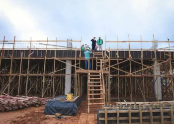 Com mais de 126 projetos entregues e 444 em execução, governo do Acre prioriza obras públicas