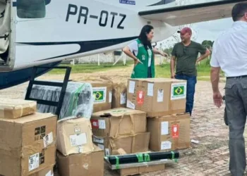 Entrega de medicamentos, insumos e equipamentos em Jordão. Foto: Abigail Sunamita/Sesacre