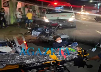 Mãe e filha são atropeladas por motociclista; mulher fica em estado grave