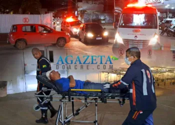 Homem é brutalmente agredido a golpes de ripa em Rio Branco